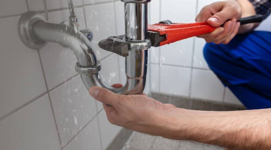 Gas tankless water heater installation in Montreal, MO